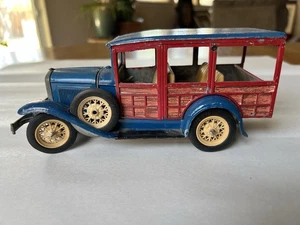 Hubley Model A Ford Woody Wagon #858 - For Parts or Repair - Picture 1 of 17