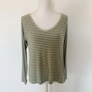 CAbi Game Tee olivgrün gestreift U-Ausschnitt Top Style 4375 Gr. S Stretch - Bild 1 von 12