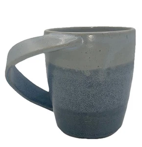 "Taza de cerámica firmada hecha a mano con mango de bucle único azul y gris esmaltado 4,5""" - Imagen 1 de 7