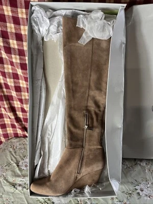 Jessica Simpson JSRoyle Sobre la Rodilla Taupe Gamuza Plataforma Botas de Cuña Talla 8.5M Foto 1 de 4
