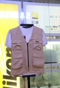 Nikon Photographers Vest (XL) - BRAND NEW. - Picture 1 of 6