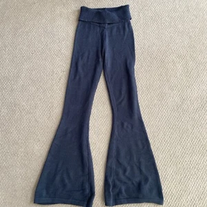 Edikted Dark Blue/Gray Flared Knit Pants XS - Picture 1 of 7