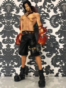 ONE PIECE Portgas D. Ace 25 cm figura muñeca figura juguete PREMIUM Shonen Jump - Imagen 1 de 11