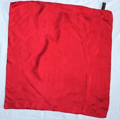 ASHEAR 男式大号红色丝绸口袋方形 19 X 19 完好 — 第 1/4 张图片