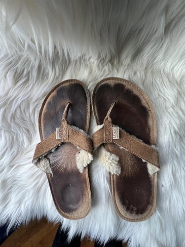 Infradito donna UGG in camoscio con fodera in sherpa taglia 8