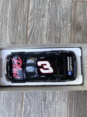 Action Platinum Dale Earnhardt  #3 GM Goodwrench Plus 1997 Monte Carlo 1:24 Bank - Image 1 of 4