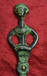 Tribal Man Theme Decorative Coldrinks Bottle Opener Handmade Brass Tool VR372 - Picture 1 of 7