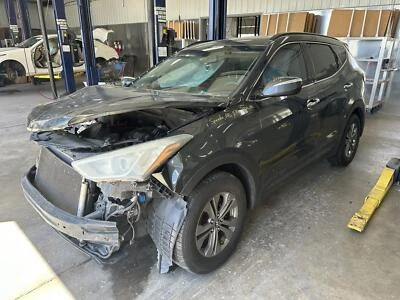 Buje de rueda trasero usado se adapta a: Hyundai Santa Fe 2013 tracción trasera grado A Foto 1 de 4