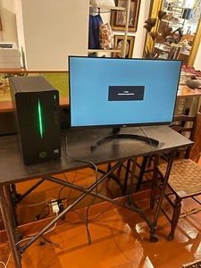 HP Pavilion 690-0067C (1TB HDD, AMD Ryzen 7, 3.0 GHz, 16 GB) Desktop Computer - Picture 1 of 6