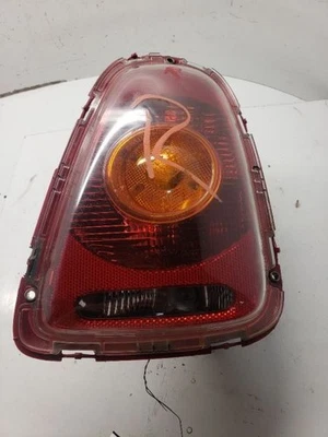 Passenger Tail Light Hardtop Fits 07-10 MINI COOPER 1106913 - Image 1 of 4