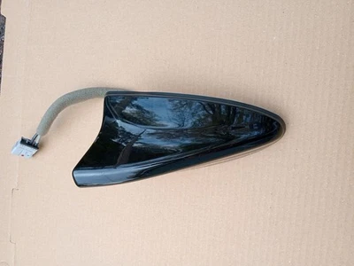 ANTENA KIA SPORTAGE 17 18 19 96210-D93109P ANTENA ALETA TIBURÓN NEGRO Foto 1 de 4