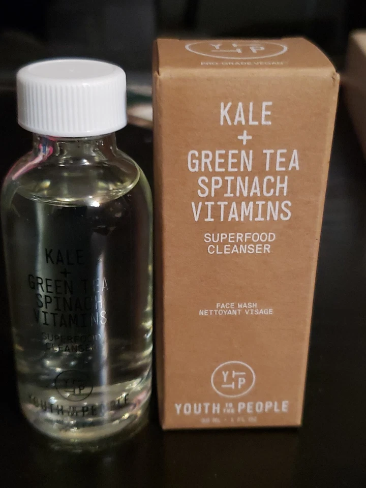 Youth to the People ~ Limpiador superalimento vitaminas espinacas col rizada + té verde ~ 1 oz Foto 1 de 4