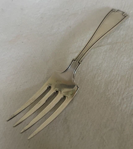 Gorham Etruscan 1913 Sterling Silver Baby Fork 22 Grams NO MONO Cover