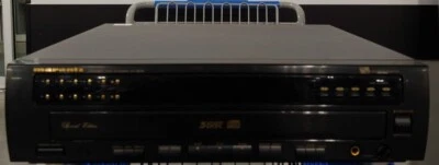 Marantz 5 Disc CD Changer CC-65 SE  PARTS ONLY - Image 1 of 4