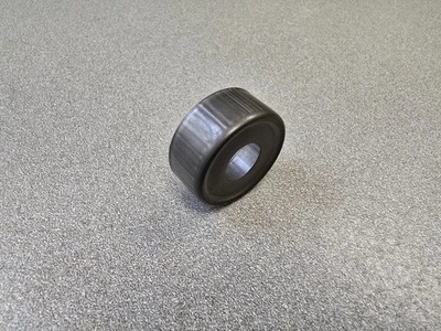 MUY BONITO ESPACIADOR INFERIOR FILTRO ACEITE ORIGINAL PORSCHE 356 A B C SC 912 Foto 1 de 3