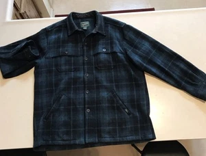 Woolrich Men's Wool Cape Shirt 2XL XXLARGE Blue Plaid Unlined Heavy VTG - Picture 1 of 8