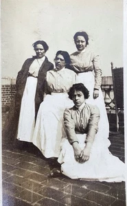 1914 Vintage Photo NYC BELLEVUE HOSPITAL NURSES OF CHILDREN’S WARD 9 - Picture 1 of 3