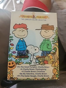 Peanuts Classic The COMPLETE Holiday Collection 5 DVD Box Set Tested - Picture 1 of 4