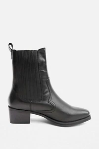 Urban Outfitters western Black Ankle boots Block Heel size UK 4 leather - Picture 1 of 6