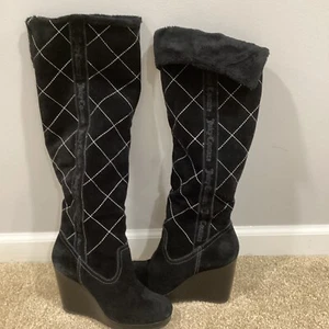 JUICY COUTURE Y2K Black Suede Faux Fur Lining Tall Wedge Boot Shoes Sz 7.5M - Picture 1 of 14