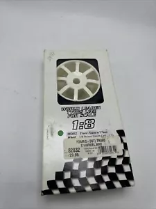 World Leader Tyres Line 1:8 Scale #82032 Foam Trued W/17mm Wheel Buggy Grn. Dot - Picture 1 of 12