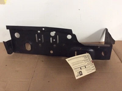 Новый из старых запасов 1985 Chevrolet Cavalier двигатель правая сторона ABS поддержка BRKT 20460098 J кузов 85-91 - Изображение 1 из 3