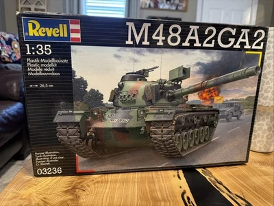 Revell #03236 1/35 M48A2GA2  Foto 1 de 4
