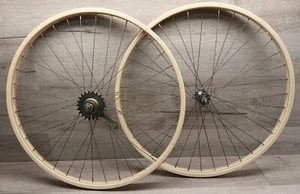 Ruote bicicletta vintage Schwinn 26 x1 3/4" S7, verniciate smaltate Hornet Spitfire - Foto 1 di 14