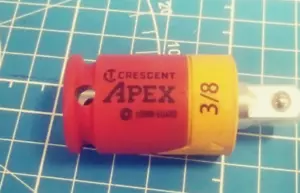 Crescent Apex 1000V Shok-Guard Socket Isolator 3/8'' X 2-1/4'' - Picture 1 of 4