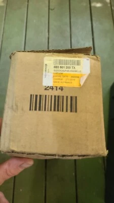 Новый в коробке OEM Audi A4 S4 RS4 B7 оси половина вала 8E0-501-203-TX  - Изображение 1 из 2