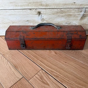 Cassetta porta attrezzi vintage metallo rosso maniglia trasporto chiusure vassoio rimovibile 18x6x4,5 pollici - Foto 1 di 11