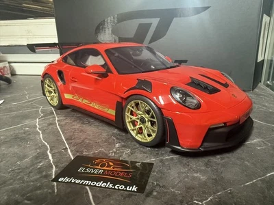 Porsche 911 ( 992 ) GT3 RS - Guards Red - 2023 - GT Spirit - 1/12 - GT939 - Image 1 of 4