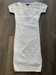 DONNA KARAN Crochet Overlay Shift Dress Womens Sz XS NWT - Picture 1 of 13