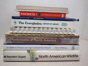 Lot of 10 Field Guides Wildlife, Everglades, Mushrooms, Cape Cod Saltwater Fish - Picture 1 of 14