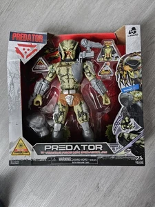 Predator 12" Poseable Figure with Open Action Jaw NEU Lanard Walmart Exclusive - Bild 1 von 5