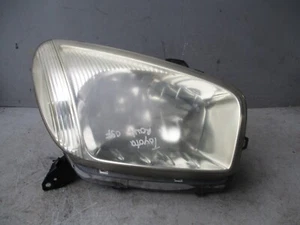 TOYOTA RAV 4 MK2 2003 OSF DRIVER SIDE FRONT HEADLIGHT HEADLAMP - Picture 1 of 4