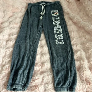 Girls clearwater beach sweatpants with drawstrings size large (worn lettering) - Picture 1 of 13