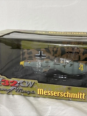 21ST CENTURY ULTIMATE SOLDIER 1:32 SCALE MESSERSCHMITT ME-109E-4 Afrika Korps - Image 1 of 4