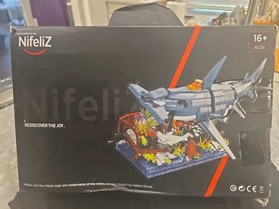 Nifeliz Hammerhead Shark Building Set Ocean Scene 1144 Piezas Foto 1 de 4