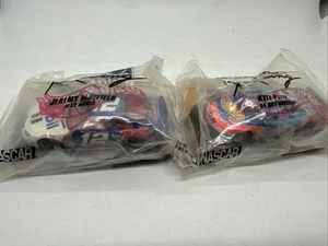 2 NASCAR Hot Wheels 1999 Jeremy Mayfield 12 Mobil 1 Kyle Petty 44 1/64 W/ Stand - Picture 1 of 8
