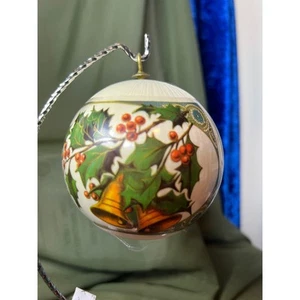 Vtg Hallmark 1970's Satin Ornament White Bell 'Christmas is a special time' - Picture 1 of 5