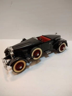 Danbury Mint 1927 Stutz Black Hawk 1:24 Scale - Image 1 of 4