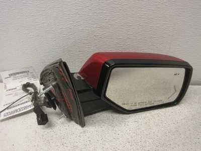 2015-2020 GMC Yukon Passenger RH Power Door Mirror Turn Signal OEM LKQ - Image 1 of 4