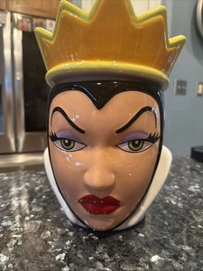 NEW! Disney Villains Evil Queen Sculpted Ceramic Cookie Jar - Picture 1 of 8