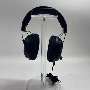 Razer BLACKSHARK V2 Wired Over-Ear Headphones Black - Picture 1 of 4