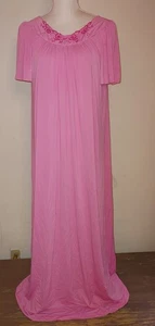 Vintage 60's Shadowline Pink Nightgown Womens sz Med Made USA Long Gown - Picture 1 of 9