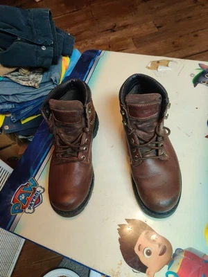 Botas Diehard Hombre Marrón Resistente al Aceite Talla 8 1/2. Excelente Estado Foto 1 de 4