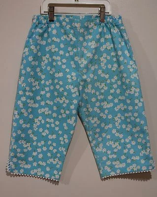 Pantalones capri Luli & Me niñas talla 6X azul y blanco floral cintura elástica Foto 1 de 2