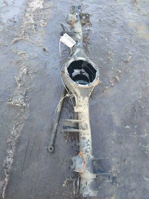 Carcasa de eje trasero Suzuki Vitara/Grand Vitara 1999-2003 con ABS OEM 4650065D70 Foto 1 de 2