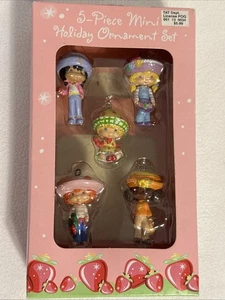 Vintage 2004 American Greetings Strawberry Shortcake 5pc Mini Ornament Set NEW - Picture 1 of 3